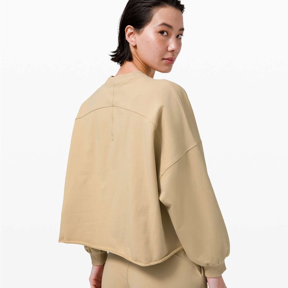 Lululemon LA Oversize Boxy Crew in Trench, size M/L